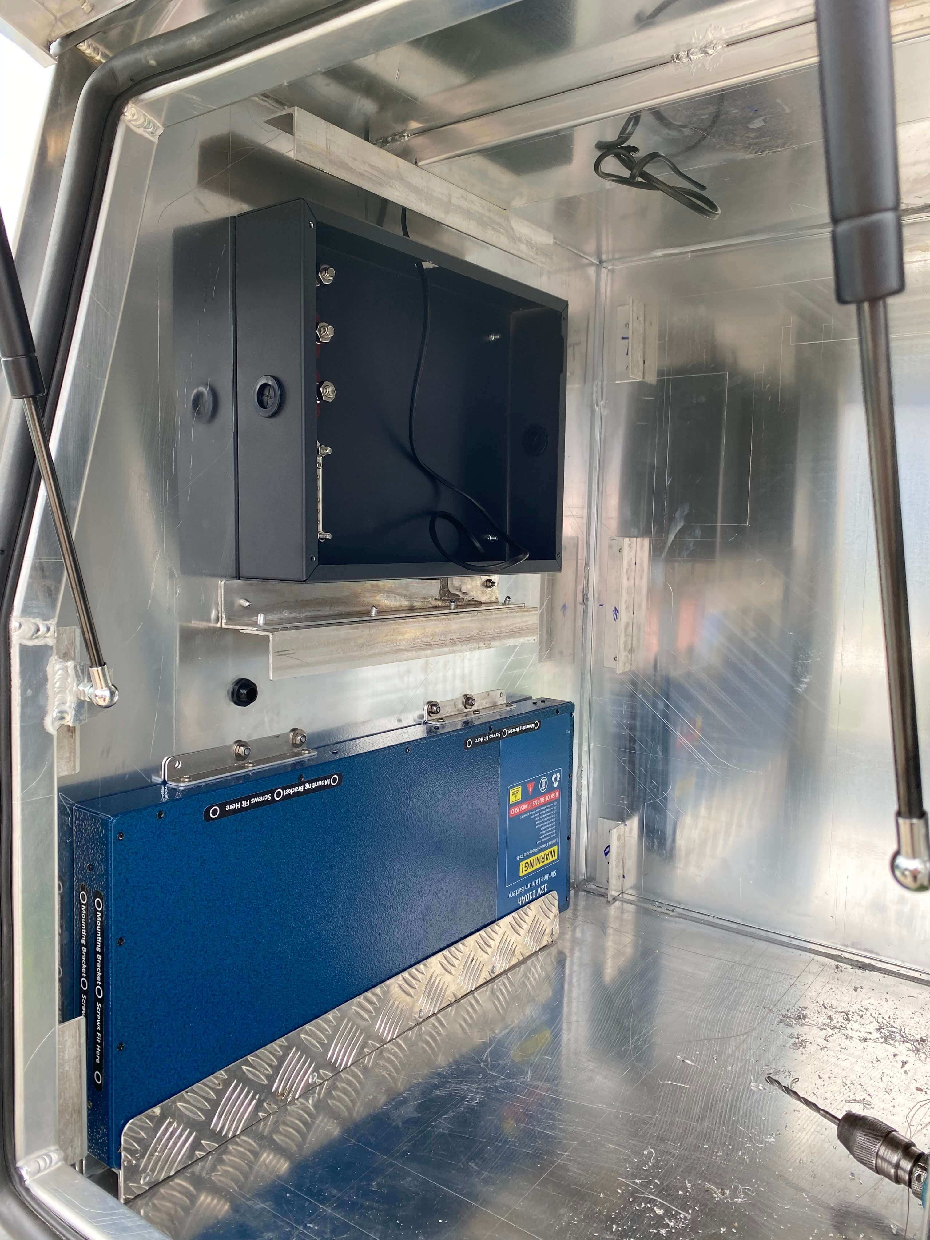 he in-built battery management system (BMS) controls the minimum and maximum charge rates